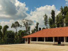 Rock Edge inn, hotel v destinaci Somvārpet