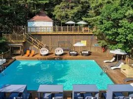 Hoengseong Couple Star in Porest Pension