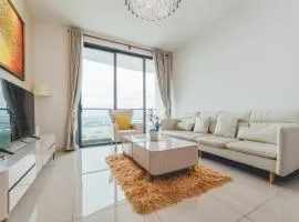 Macrolink Medini Starry Stay 3BR 5pax by Our Stay