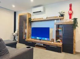 2Bed 2Bath,2Car Park, cool vibe Balcony in the sky