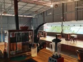 Navina Chilling House