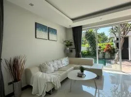 Palm Oasis 2BR Pool Villa near Jomtien Beach
