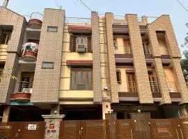 Madhu Jitendra Niwas Home Stay