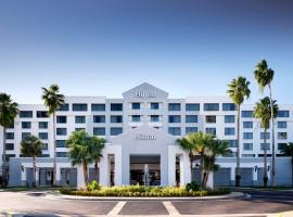 Hilton New Orleans Airport, hotel poblíž Mezinárodní letiště Luise Armstronga (New Orleans) - MSY, 