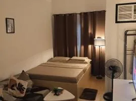 Cozy studio with pool 20 min from airport