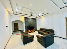 Trinco Town Family Guest House, vila v destinaci Trincomalee