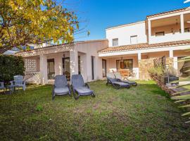 Beautiful Home In Sagone With Kitchen, hotel in Sagone