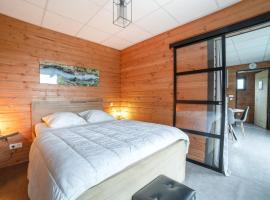 Chalet charmant &agrave; Saint-Sylvestre avec jardin 32 m&sup2;, chalet de monta&ntilde;a en Saint-Sylvestre