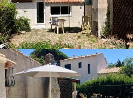 Maison bord de mer, ξενοδοχείο σε Ιέρ