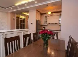 Mount Ararat view 2-bedroom Luxury Apartment by Sweet Home