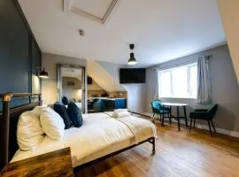 The Willow - Studio 30