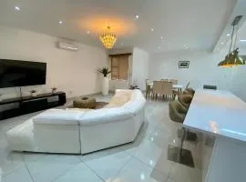 Zahara property