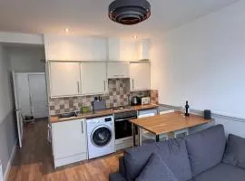 Dorchester Town Centre Entire Apartment