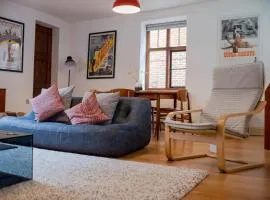 Spacious Grade II Listed Flint Cottage Sleeps 2