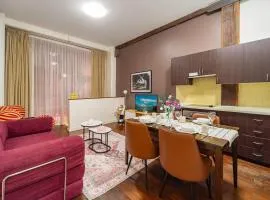 Sydney CBD 1Br with Pool Spa Gym by ICC Chinatown