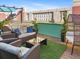Downtown Louisville-Ideal Central Location- Rooftop Patio-Free Parking