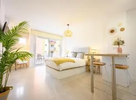 Edificio Veramar III by 10Tosea