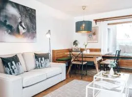 Haus Astrid & Summer Card