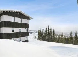 Hafjell Front 8pers Ski InOut
