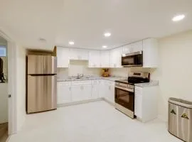 1 Mi to Metro DC Area Apt with Fenced Yard!