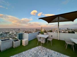 2 Story Condo TJ 3BDR 3BR, hotel in Tijuana