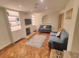 Trillis Cottage, hotel com banheiras de hidromassagem em Sapperton