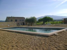 La Grange de Campaulise - Camping à la ferme - Hébergements - Mont Ventoux, vakantieboerderij in Mazan