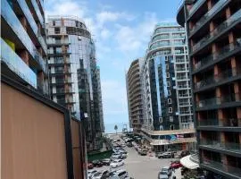 Rainbow Residence Welcoming and Cozy Sunny Beachside Unit 309