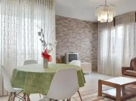 Welcoming Apartment in A Coruña, 90 m², Balcony