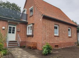 Connys Ferienwohnungen - Mond, hotel in Winsen Aller