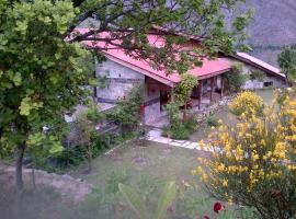 Hindukush Heights Hotel, Chitral, ξενοδοχείο σε Singur