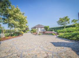 Gite du Vivier near Durbuy swimming pool and sauna, khách sạn ở Somme-Leuze