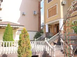 CITY GARDEN HOTEL