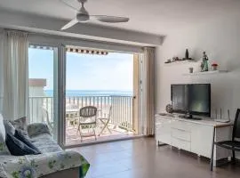 AT020 Apartamento con preciosas vistas de la playa La Paella