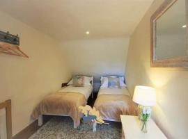 Deer's Glade Caravan & Camping Park, hotel v destinaci Norwich