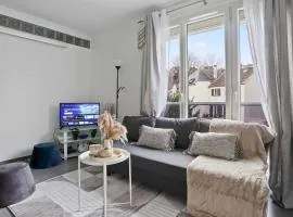 Carnet2voyages Suresnes - Proche Paris, La Défense