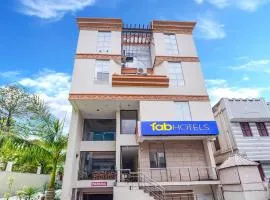 FabHotel ESS Paradise - Nr Bus stand