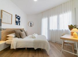 Livinn House - Self Check in, hotel v destinácii Hospitalet de Llobregat