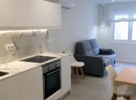 Apartamentos Angelito Playa América B