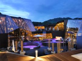 F95 AQUALUNA KAMP NATURA PODČETRTEK swimming card not included, ξενοδοχείο σε Podčetrtek