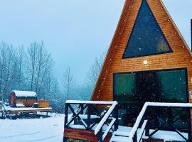 Cottage and sauna hill silence mestia 2, Hotel in Mestia