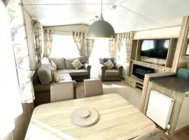 Platinium Standard Luxury and Modern Static Caravan at Clarach Bay