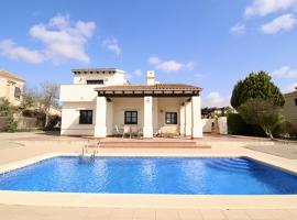 HL 007 Holiday Rentals 3 bedroom 2 bathroom villa, Hotel in Corverica