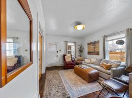 Urban Escape by Mountains w/3BR, Wi-Fi, Laundry