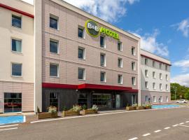 B&B HOTEL CHARTRES Oceane, hotel v destinácii Chartres