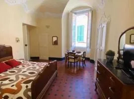 La camera di Leo