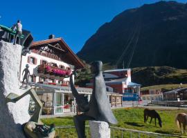 Piccolo Hotel Gurschler, hotel a Maso Corto