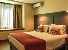 Hotel Eurotel El Bosque, hotel em Santiago