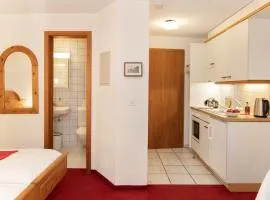 Apartment Chalet Abendrot apARTments-2 by Interhome