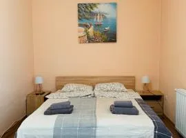 Apartments Domovik Мостова 5 кв 38
